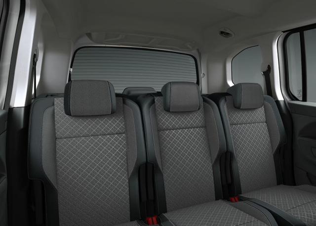 Combo GS AT8 DriveAssistP ACC ConnectPlusP Nav 