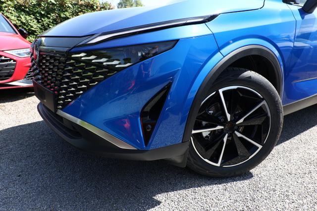 Nissan Qashqai Tekna Pano HUD el.Heckk LED+ ACC SHZ Nav 