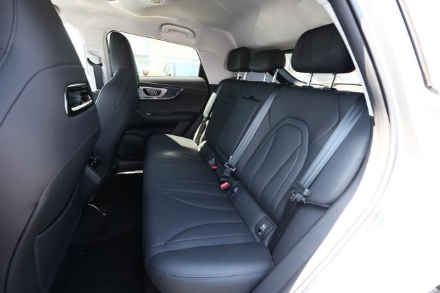 Omoda 5 EV Premium 402kmReichw 360&deg; Nav SHZ eHK 