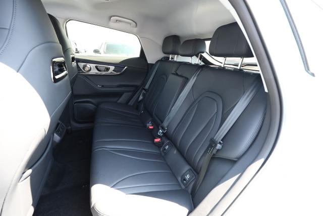 Omoda 5 EV Premium 402kmReichw 360&deg; Nav SHZ eHK 