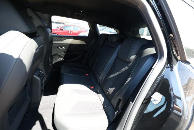308 SW GT Exclusive MY26 Alcant. 360 AHK eHK Nav 