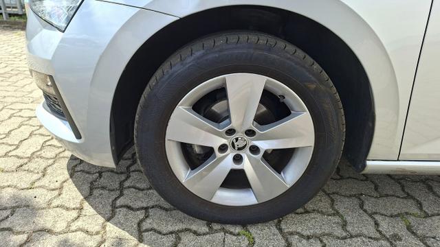 Skoda Scala COOL PLUS 1.0 TSI 95 LED SHZ SmartLi PDC 