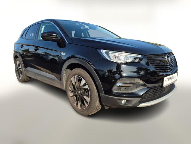 Opel Grandland X - INNOVATION 1.2 Turbo 130 Nav Kam PDC