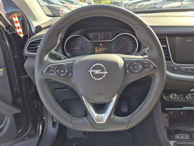 Opel Grandland X INNOVATION 1.2 Turbo 130 Nav Kam PDC 
