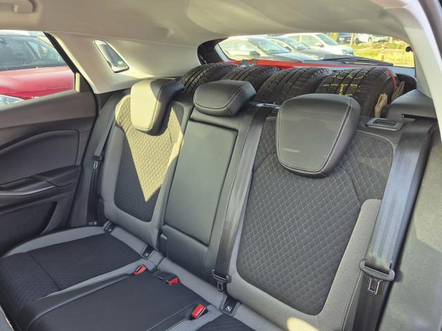 Opel Grandland X INNOVATION 1.2 Turbo 130 Nav Kam PDC 