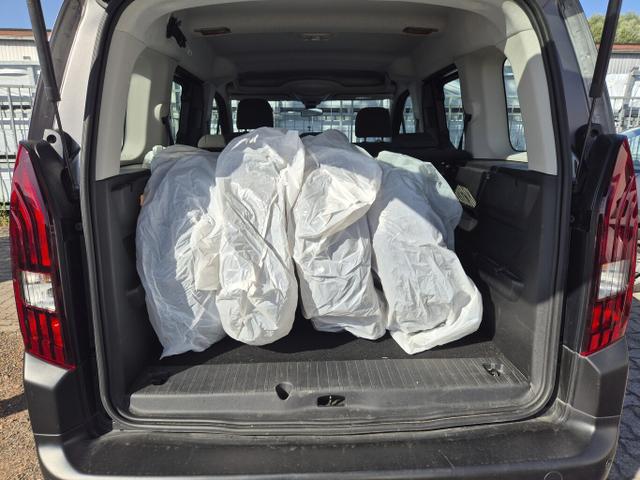 Peugeot Rifter Active Pack 1.2 PureTech 110 Temp Klima 