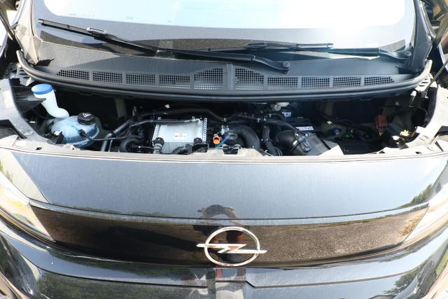Zafira GS 2.2 D 180 AT8 L Pano Nav 8-S Massage 