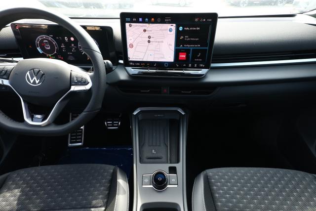 T-Roc R-Line EasyO Nav 5JGar SHZ ParkAss+ PrivG 