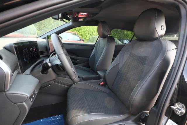 Volkswagen T-Roc R-Line EasyO Nav 5JGar SHZ ParkAss+ PrivG 