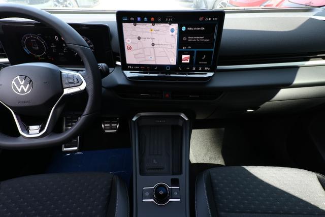 Volkswagen T-Roc R-Line EasyO Nav 5JGar SHZ ParkAss+ PrivG 