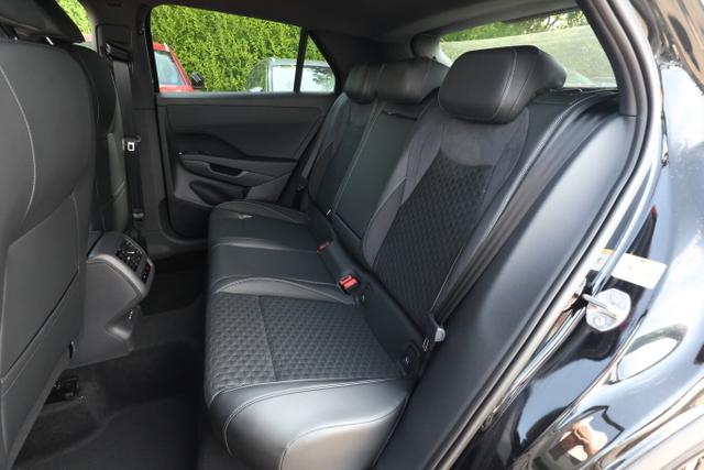 Volkswagen T-Roc R-Line EasyO Nav 5JGar SHZ ParkAss+ PrivG 
