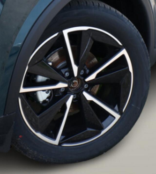 Nissan Qashqai Tekna Pano HUD el.Heckk 360&deg; ACC SHZ Nav 