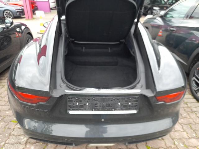 Jaguar F-Type R-DYNAMIC 2.0 P300 DesignP LederP LM20Z 