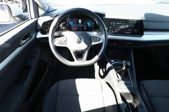Volkswagen Golf Variant VIII 1.0 TSI 110 LED PDC SHZ AppCo LM16Z 