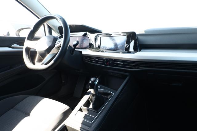 Volkswagen Golf Variant VIII 1.0 TSI 110 LED PDC SHZ AppCo LM16Z 