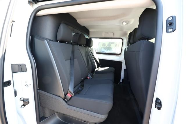 Scudo DoKa XL Temp Kam CarPlay PDC Vorb.AHK 