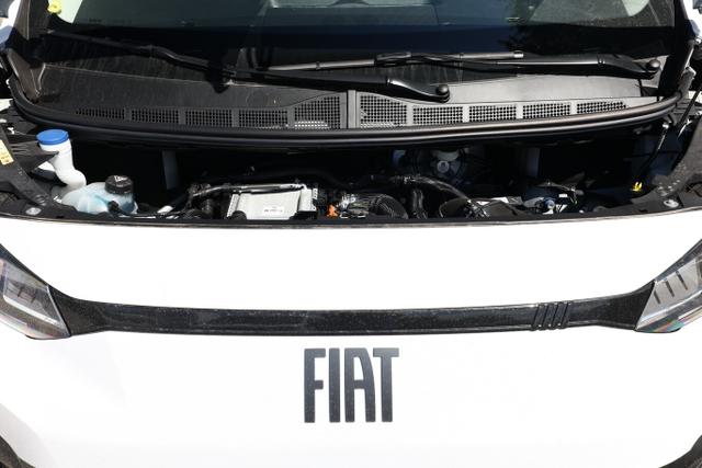 Scudo DoKa XL Temp Kam CarPlay PDC Vorb.AHK 