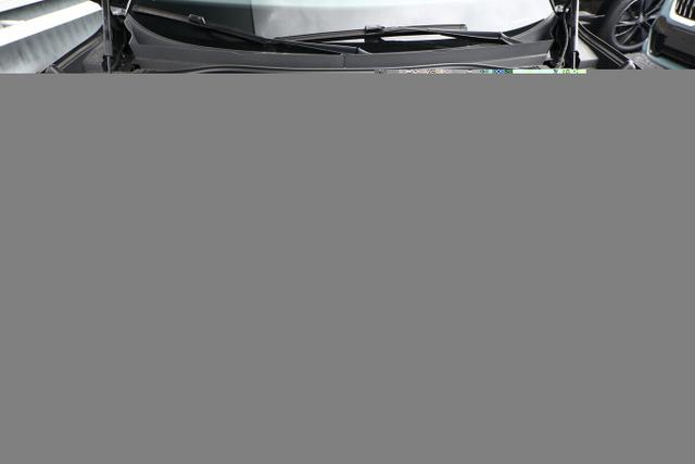 Tiguan DSG LED+ Pano 5JGar IQ.DRIVE LM18Z SHZ 