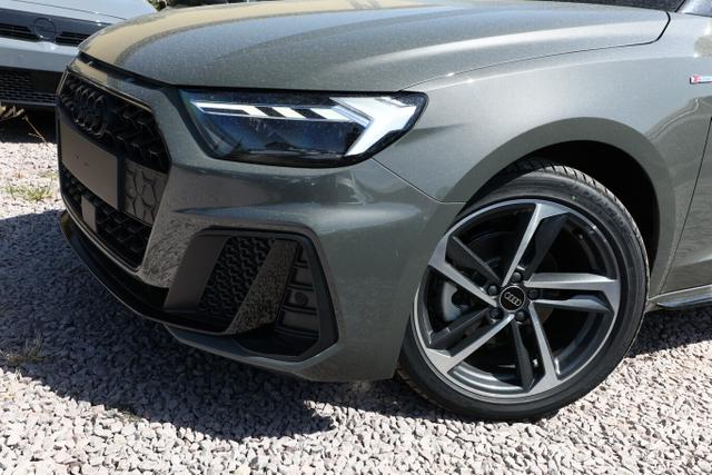 A1 S line SB LED+ SportS CarPlay Kam 17Z Keyless 