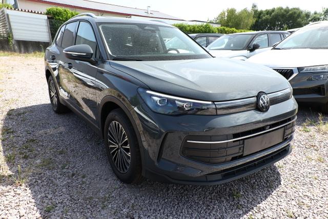 Volkswagen Tiguan - DSG LED+ Pano Nav 5JGar IQ.DRIVE 18Z SHZ
