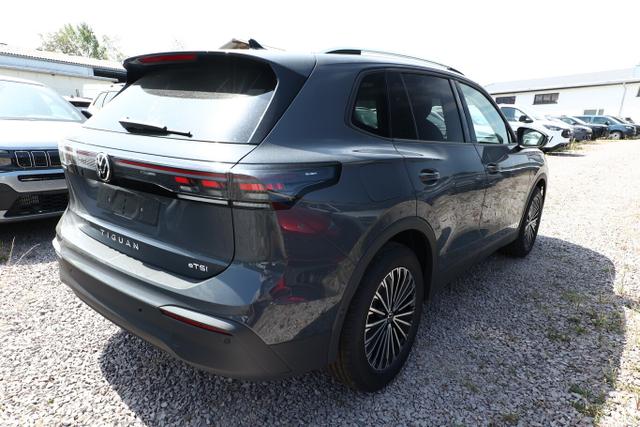 Volkswagen Tiguan DSG LED+ Pano Nav 5JGar IQ.DRIVE 18Z SHZ 