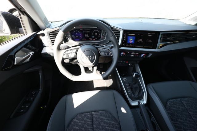 A1 S line SB LED+ SportS CarPlay Kam 17Z Keyless 
