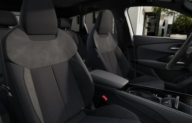 Audi Q3 2xS line Tech LED+ KlimaP 19Z OptikP PrivG 
