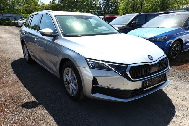 Skoda Octavia Combi Selection DSG Selec Matrix HUD Nav ACC Kessy 