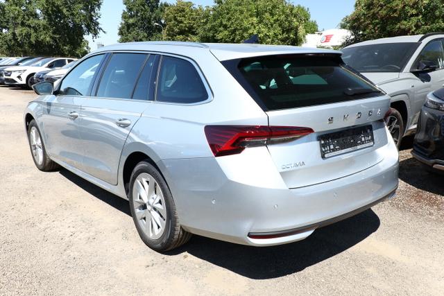 Skoda Octavia Combi Selection DSG Selec Matrix HUD Nav ACC Kessy 