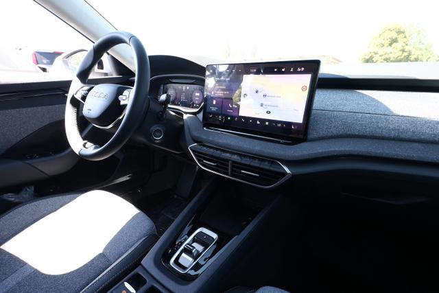 Skoda Octavia Combi Selection DSG Selec Matrix HUD Nav ACC Kessy 