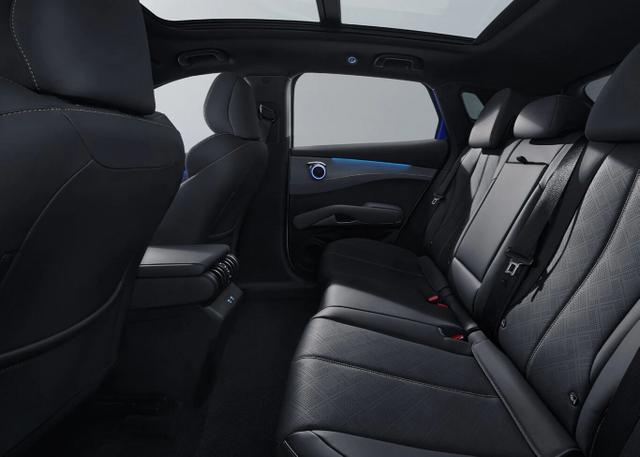 BYD Atto 3 Evo Excellence AWD 470kmReichw. Pano 360 
