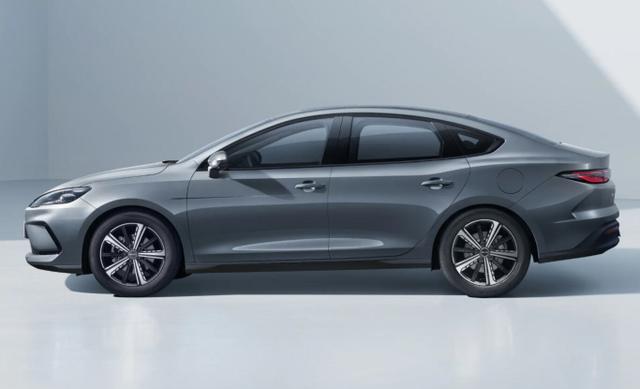 BYD Seal 5 Design DM-i 212 Reichw.100+Pano 360Kam 