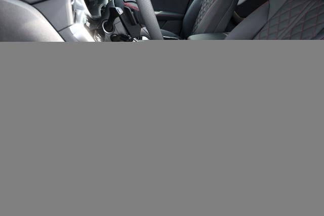 Audi Q8 S line 2xS AssistenzP+ 22Z Laser Pano AHK Klim4 