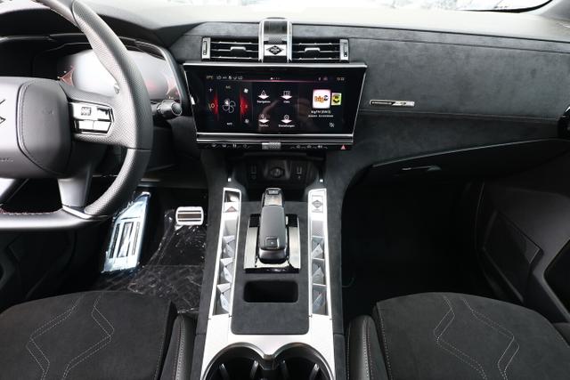 DS 7 Performance Line DS7 eHK 360&deg; ACC eSitze SHZ Nav 