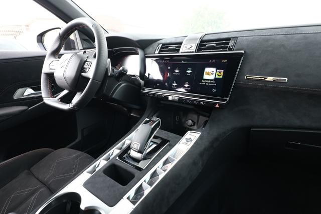 DS 7 Performance Line DS7 eHK 360&deg; ACC eSitze SHZ Nav 
