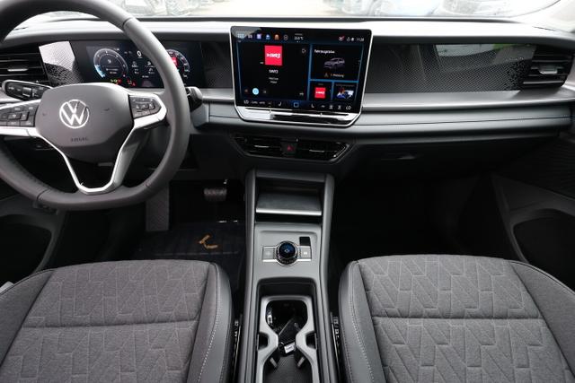 Volkswagen Tayron LIFE LED+ 5JGar IQ.DRIVE SHZ eHK ParkAs+ KeyL 