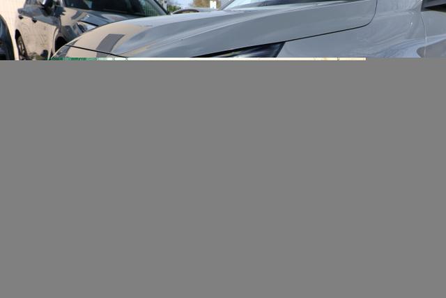 Peugeot 208 Allure Hybrid Nav 360&deg; 2x PDC CarP LED PrivG 