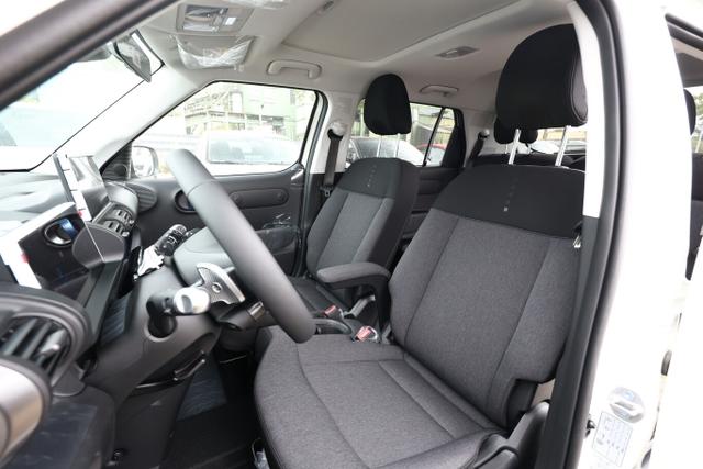 Hyundai Inster 49 kWh Nav Pano 17Z SHZ Privacy ACC LED 