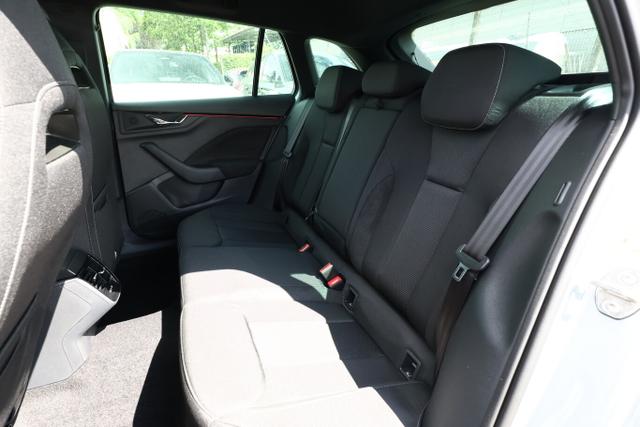 Skoda Scala Selection DSG Dynamic ACC SideA Kam Kessy SHZ SunS 