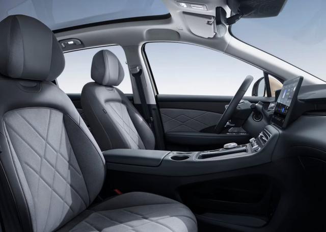S6 EV Luxury 77kWh AWD Pano HUD Sitzklima ACC 