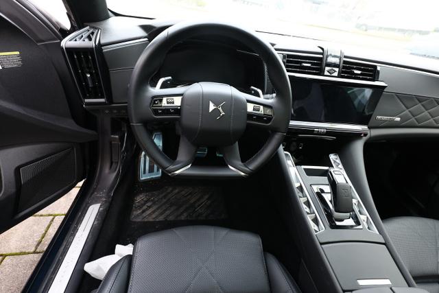 DS 9 Rivoli + 4x4 Rivoli+ NightV SchiebeD Sitzklima Leder 