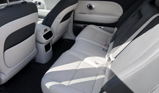 Hyundai IONIQ 9 4WD Uniq Performance 7-S Nappa HUD 21Z 