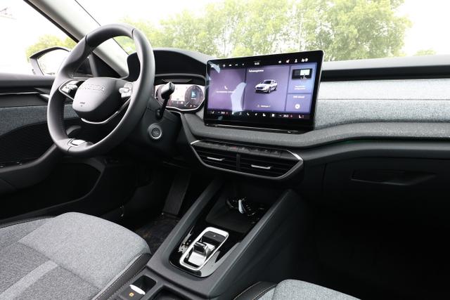 Octavia Combi Selection DSG Selec Matrix HUD Nav ACC Kessy 