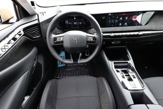 DS Automobiles N&ordm;4 Performance Line N&deg;4 Hybrid Massage eHK ACC Nav 