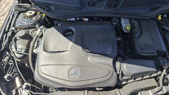 Mercedes-Benz CLA Shooting Brake Urban 200 BusinessP Kam KeyL 