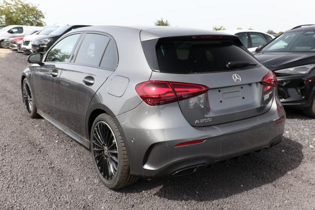 Mercedes-Benz A-Klasse AMG Line A 200 Adv+ Special Edition ACC SHZ 19Z 
