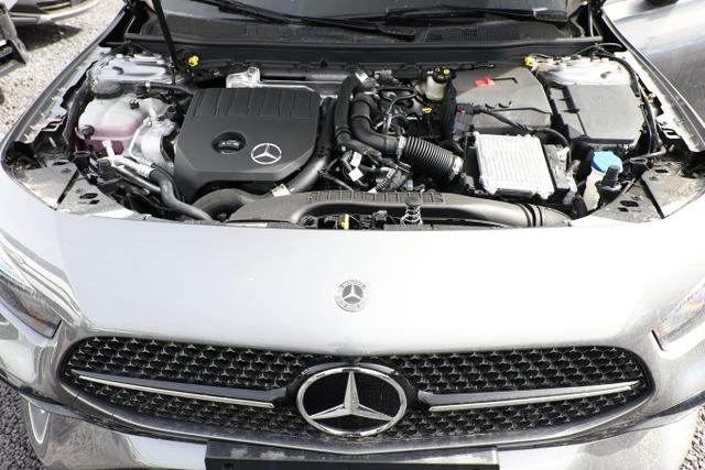 A-Klasse AMG Line A 200 Adv+ Special Edition ACC SHZ 19Z 