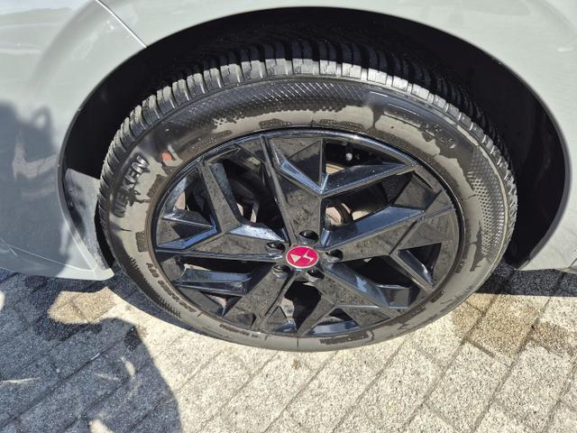 DS Automobiles 4 Performance Line+ 1.6 PureTech 180 Aut. Perf.Line+ NightV eHk 