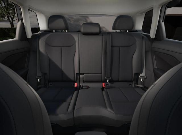 Audi Q3 quattro S line Tech KlimaP SportS PrivG 19Z 