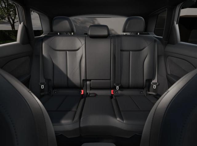 Audi Q3 quattro 2xS line Tech+ Leder KlimaP PrivG 19Z 